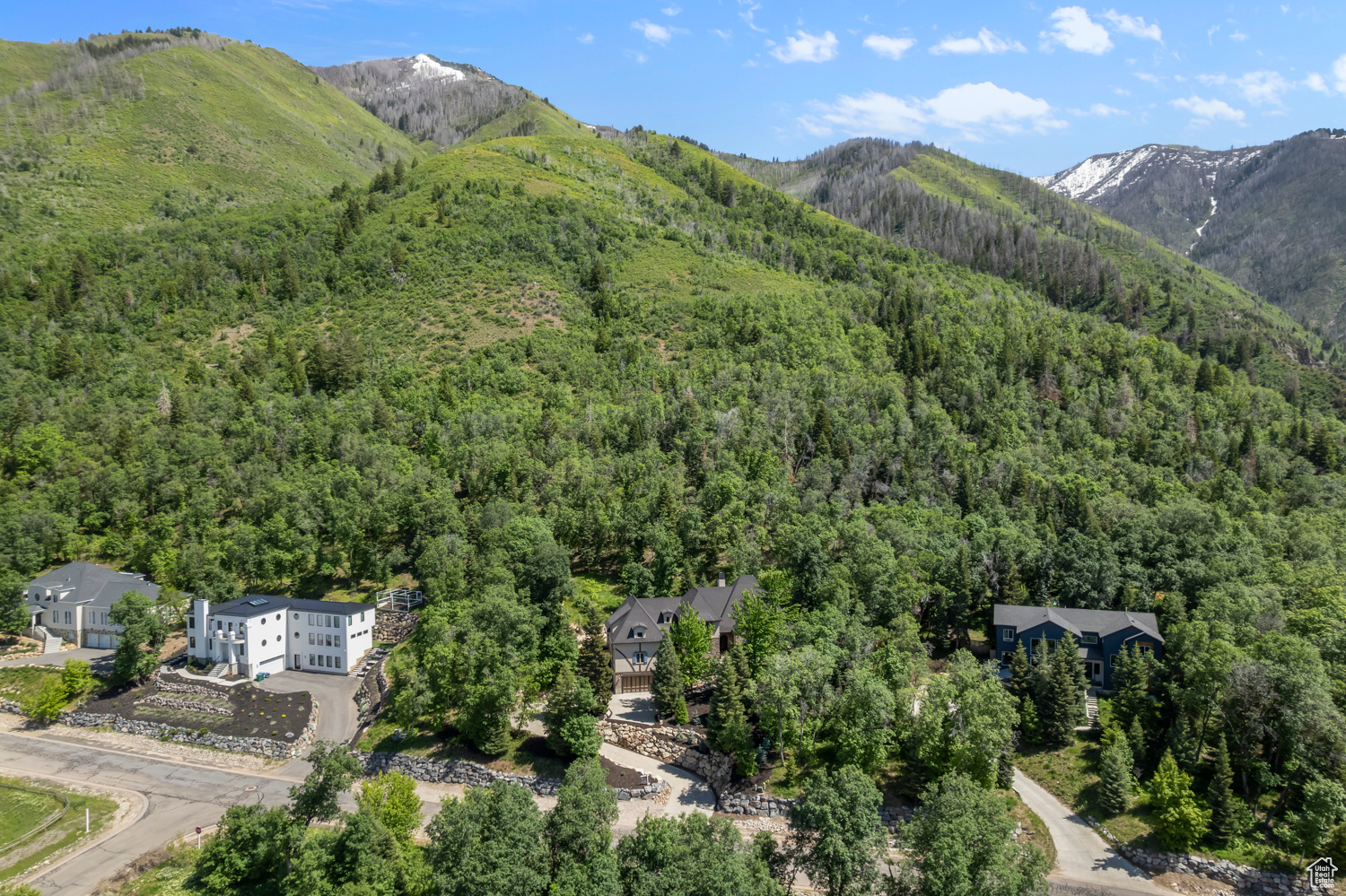 WOODLAND HILLS - Residential