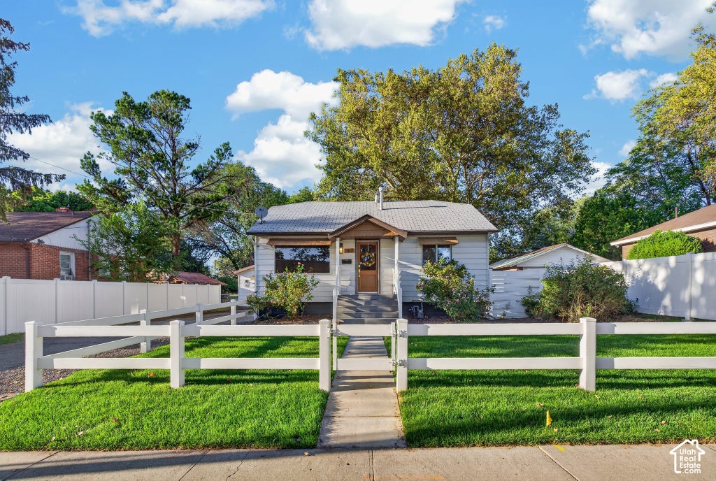 Photo of 147 CENTER ST, Clearfield, UT 84015 (MLS # 2187595)