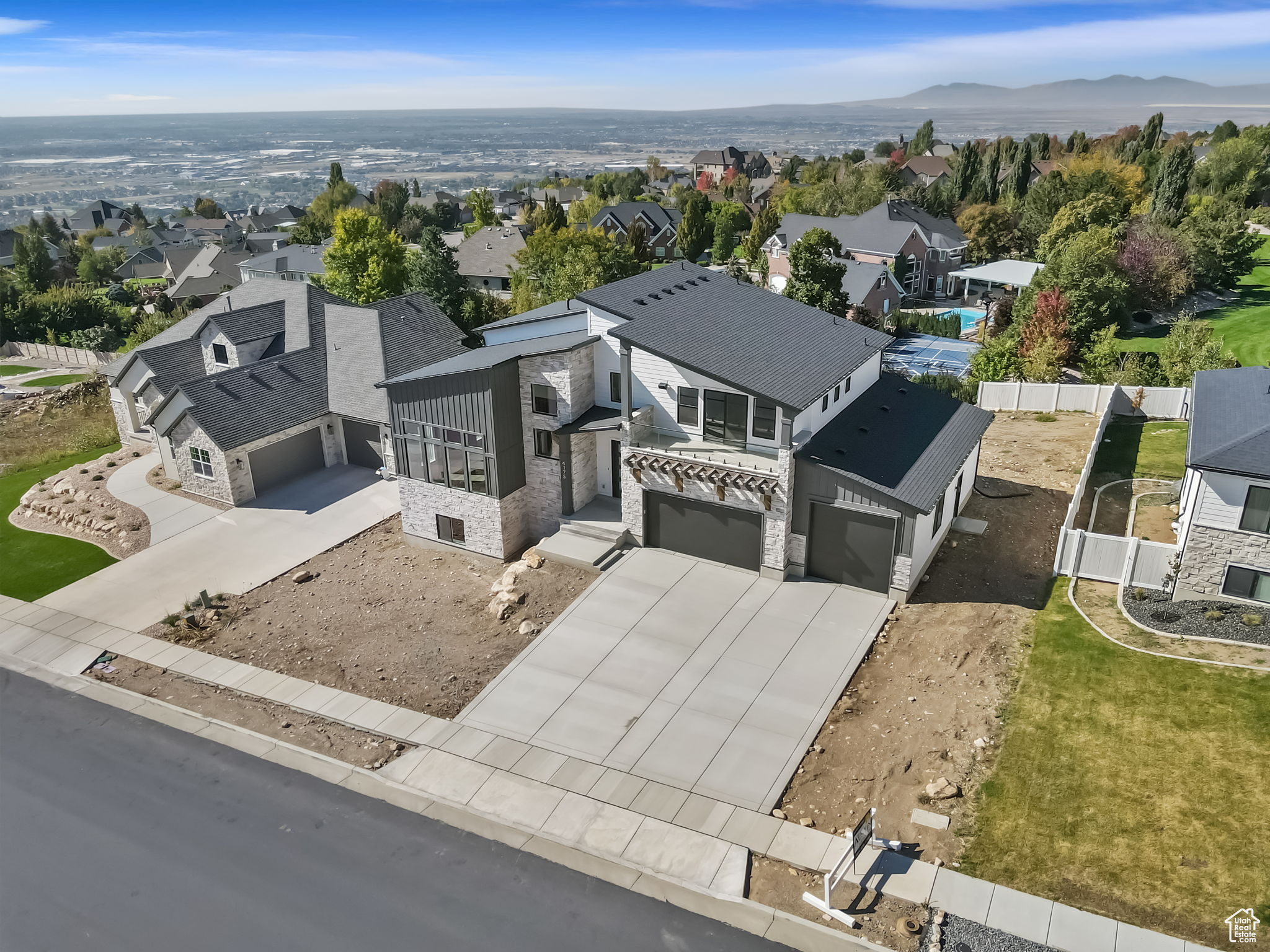 NORTHVIEW ESTATES - Residential