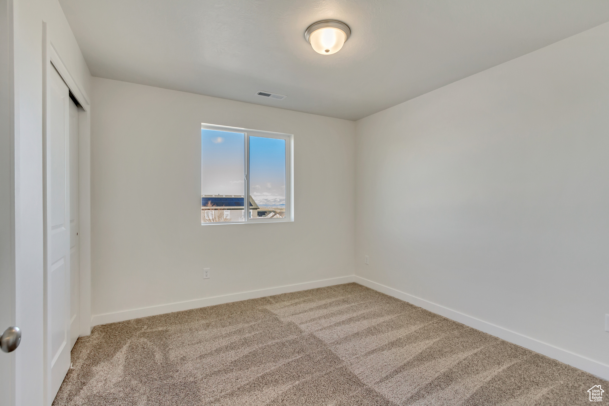 6958 W Skyloop Dr #2, West Jordan, Utah image 33