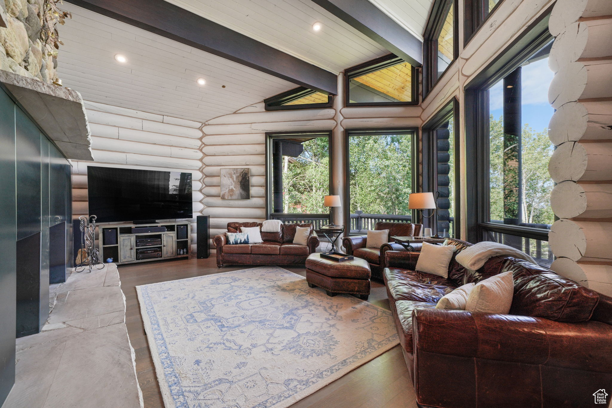 PINERIDGE SUBDIVISION - Residential