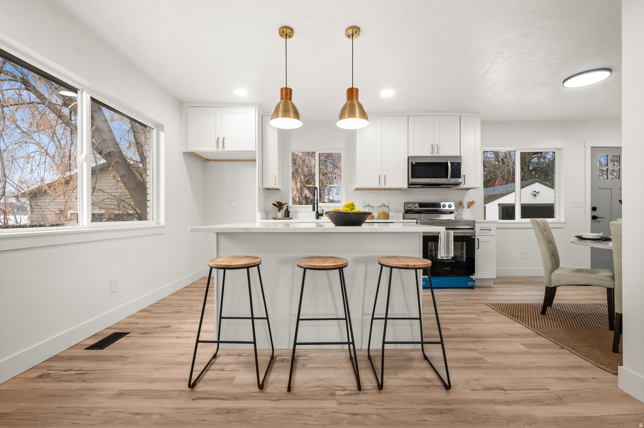 SPRING VIEW PARK - Residential