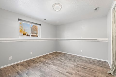 Tiny photo for 499 W 180 N, Clearfield, UT 84015 (MLS # 2127590)