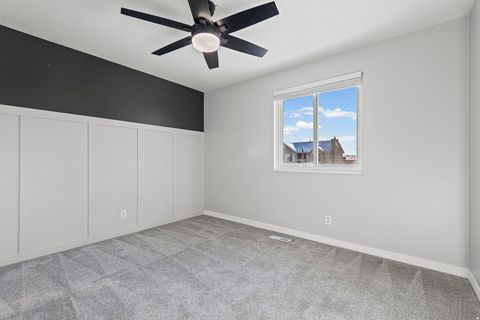 Tiny photo for 499 W 180 N, Clearfield, UT 84015 (MLS # 2127590)