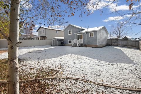 Tiny photo for 499 W 180 N, Clearfield, UT 84015 (MLS # 2127590)