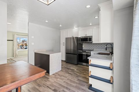 Tiny photo for 499 W 180 N, Clearfield, UT 84015 (MLS # 2127590)