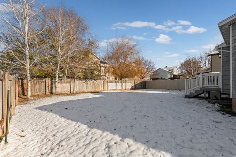 Tiny photo for 499 W 180 N, Clearfield, UT 84015 (MLS # 2127590)