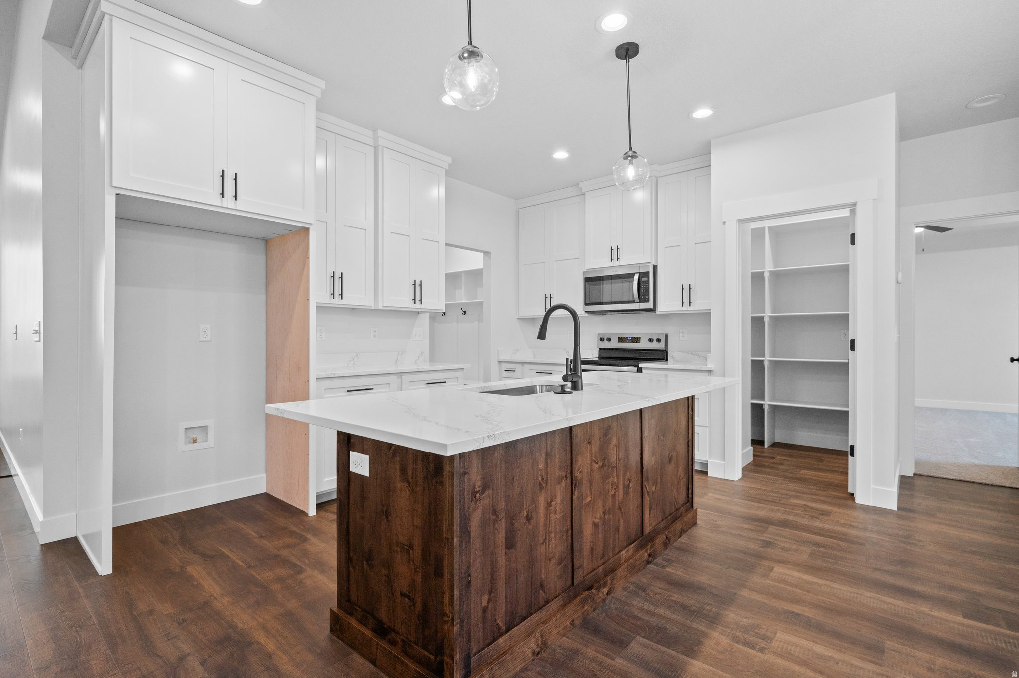 THE BARN AT TERAKEE FARMS - Residential