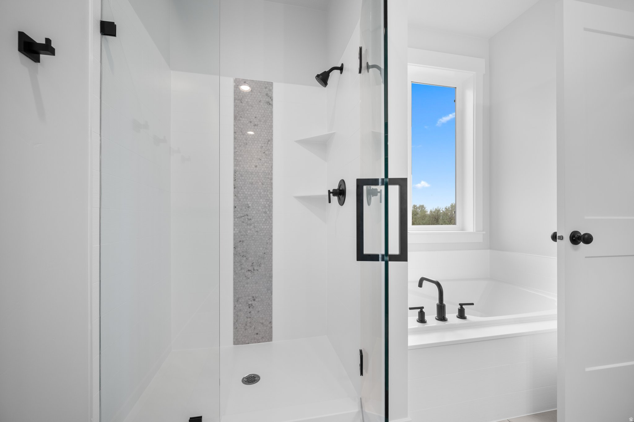 THE BARN AT TERAKEE FARMS - Residential