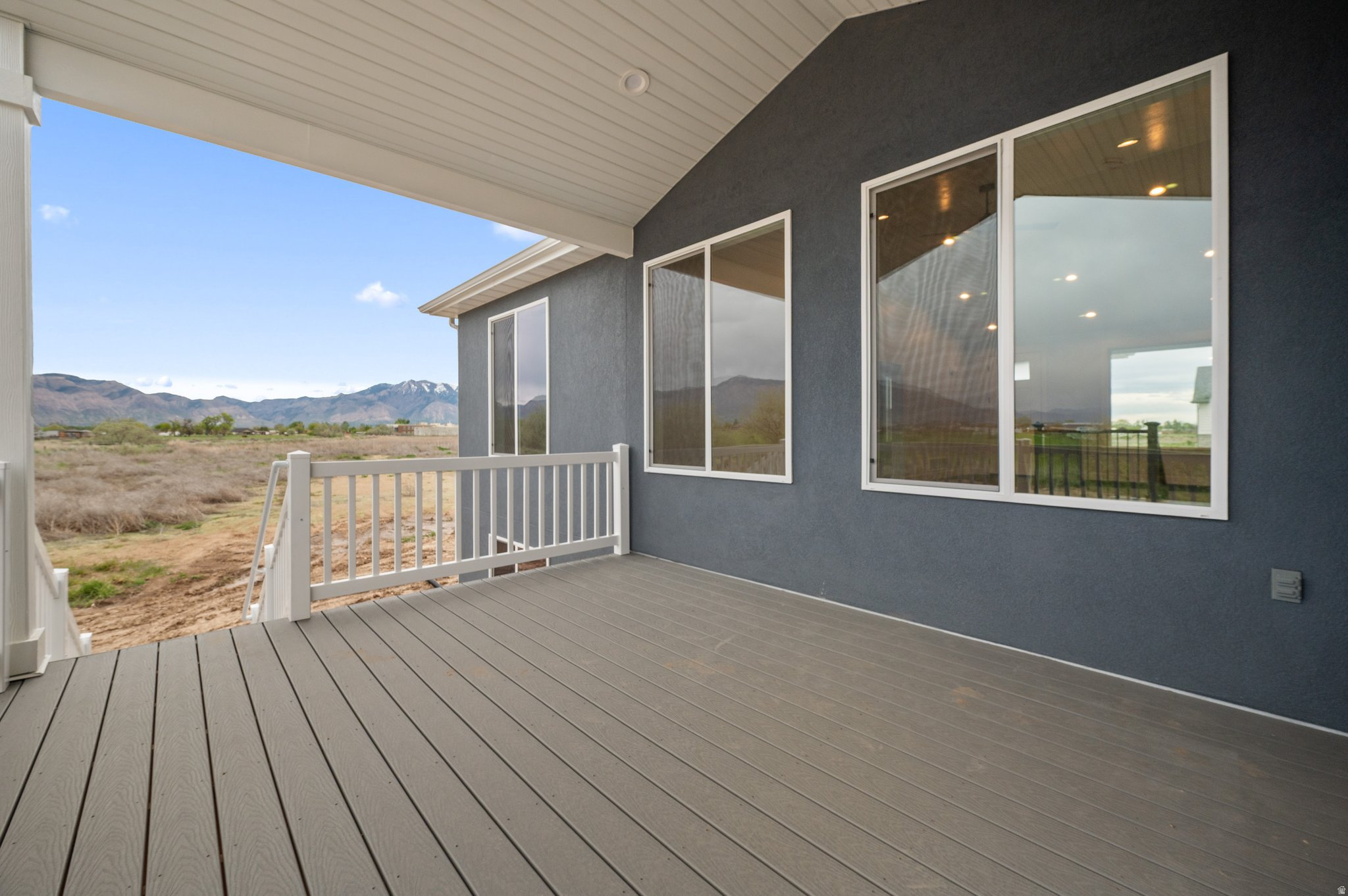 THE BARN AT TERAKEE FARMS - Residential