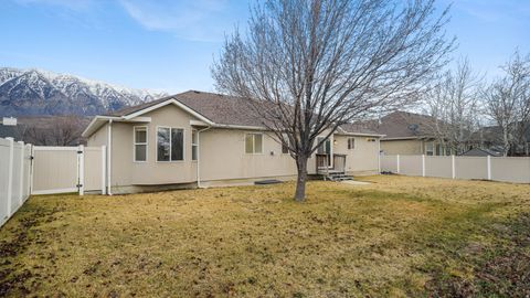 Tiny photo for 551 N 900 E, Orem, UT 84097 (MLS # 2136263)