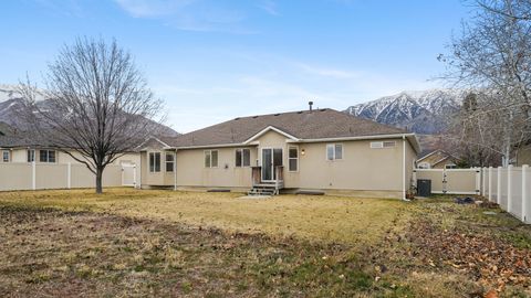 Tiny photo for 551 N 900 E, Orem, UT 84097 (MLS # 2136263)
