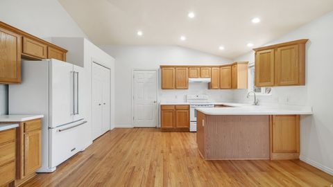 Tiny photo for 551 N 900 E, Orem, UT 84097 (MLS # 2136263)