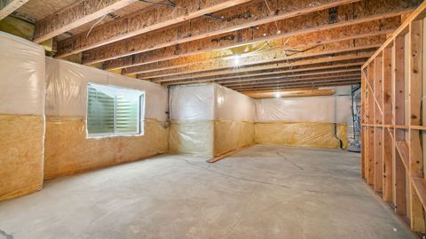 Tiny photo for 551 N 900 E, Orem, UT 84097 (MLS # 2136263)