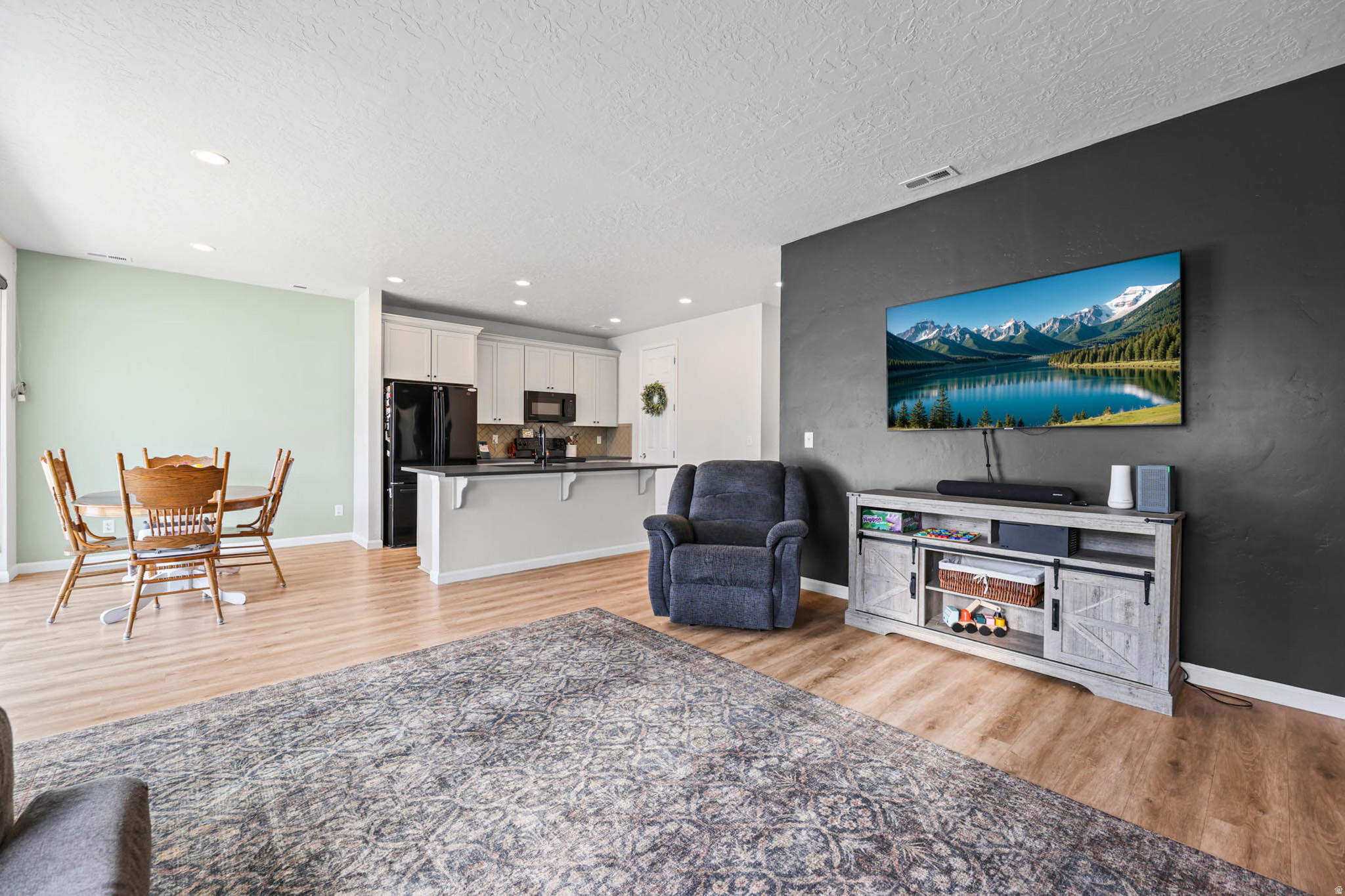 LEXINGTON GREENS - Residential