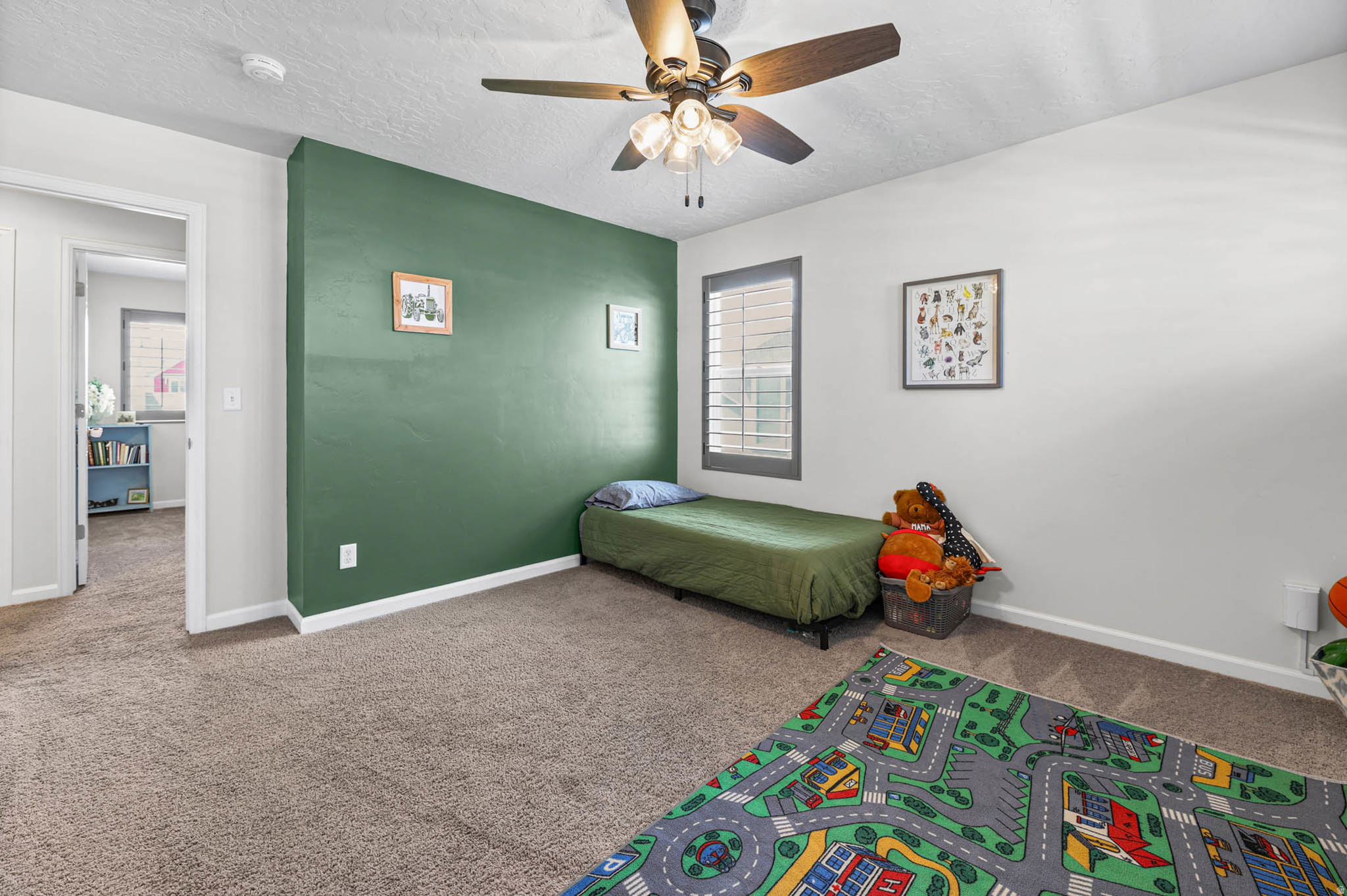 LEXINGTON GREENS - Residential