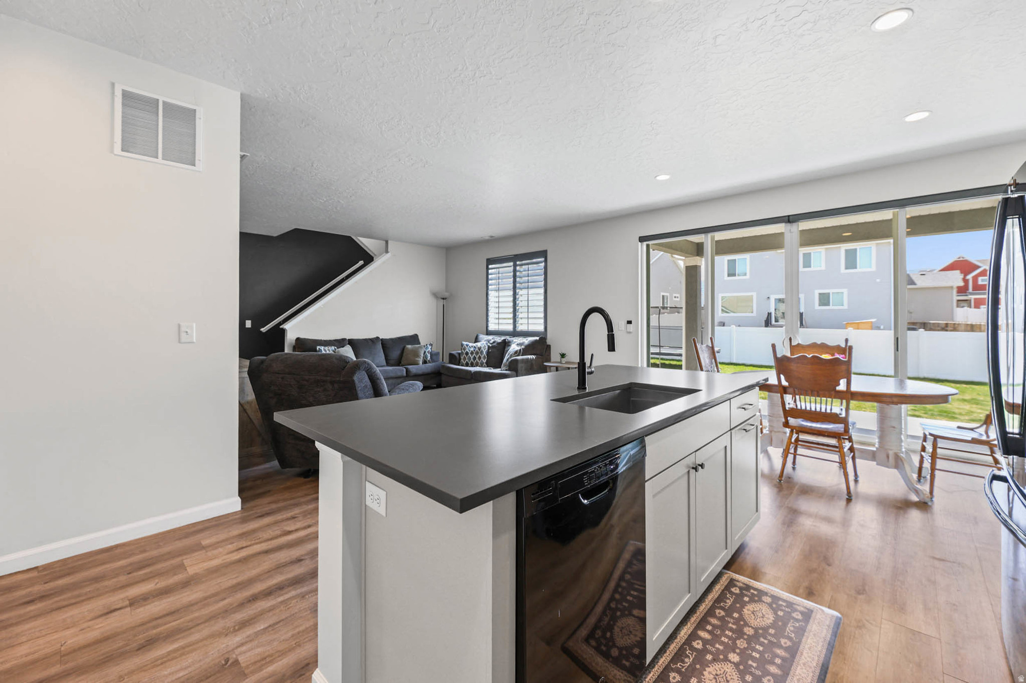 LEXINGTON GREENS - Residential