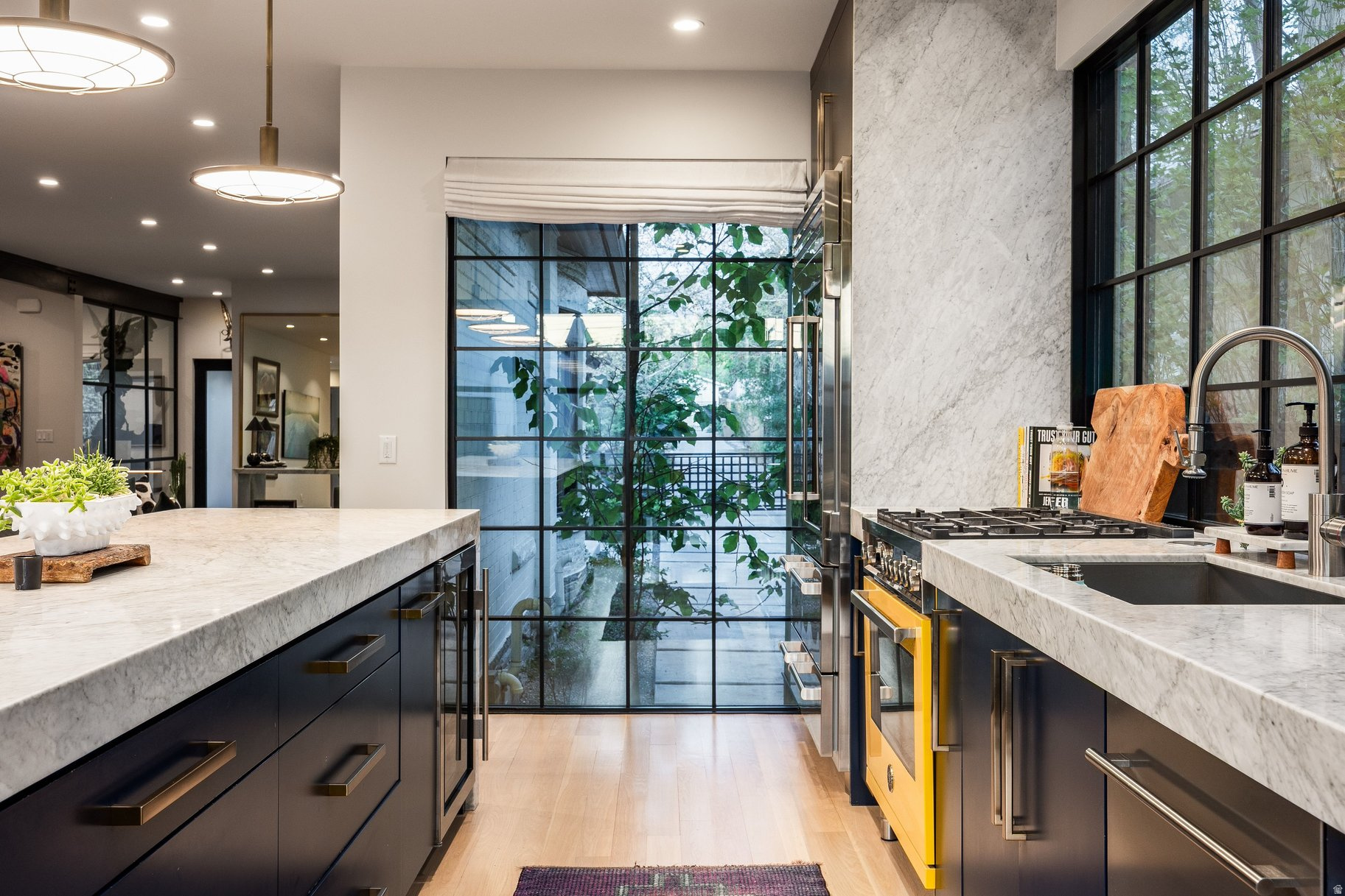BELMONT - Residential