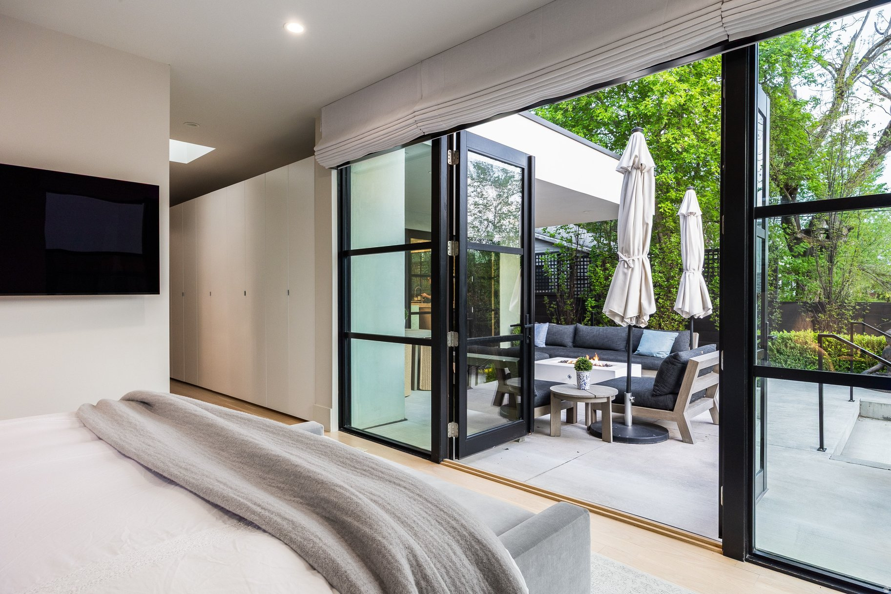 BELMONT - Residential
