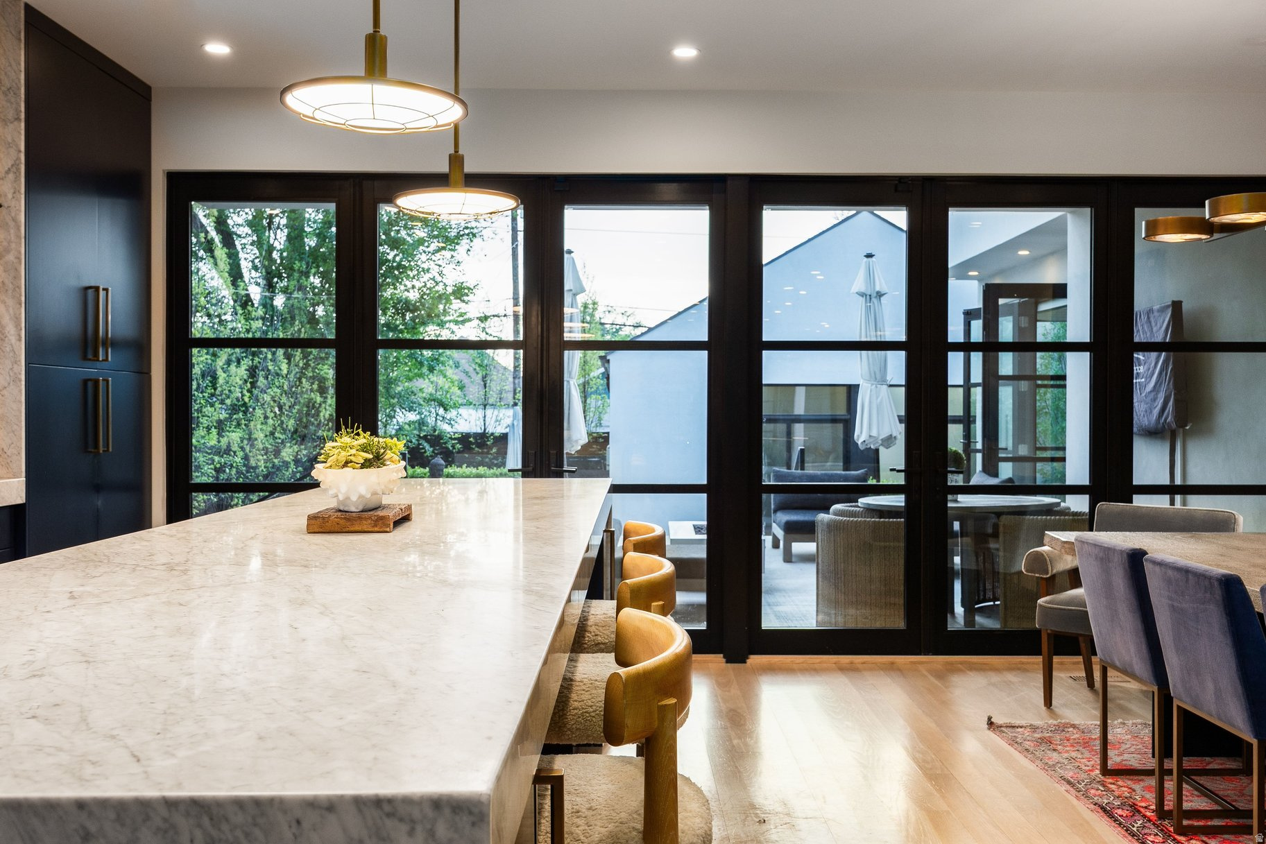 BELMONT - Residential