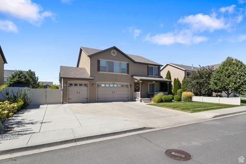 Photo of 410 S OLIVE WAY W, Lehi, UT 84043 (MLS # 2106532)