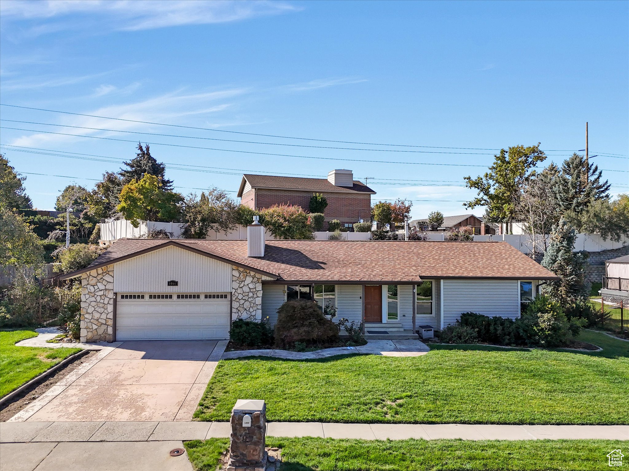 SANDY HILLS - Residential