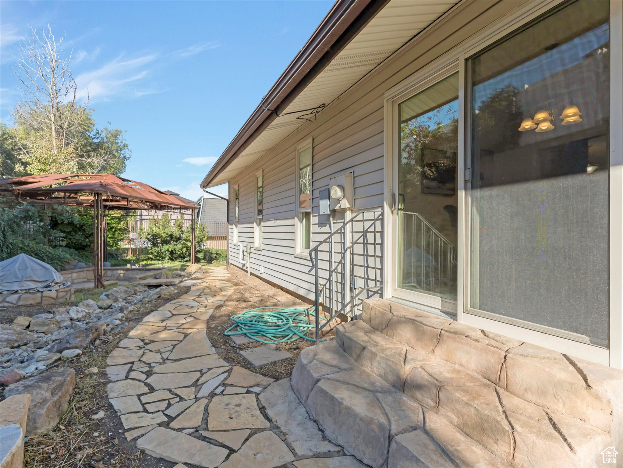 SANDY HILLS - Residential
