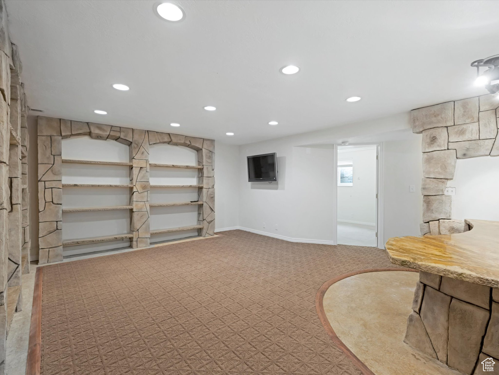 SANDY HILLS - Residential