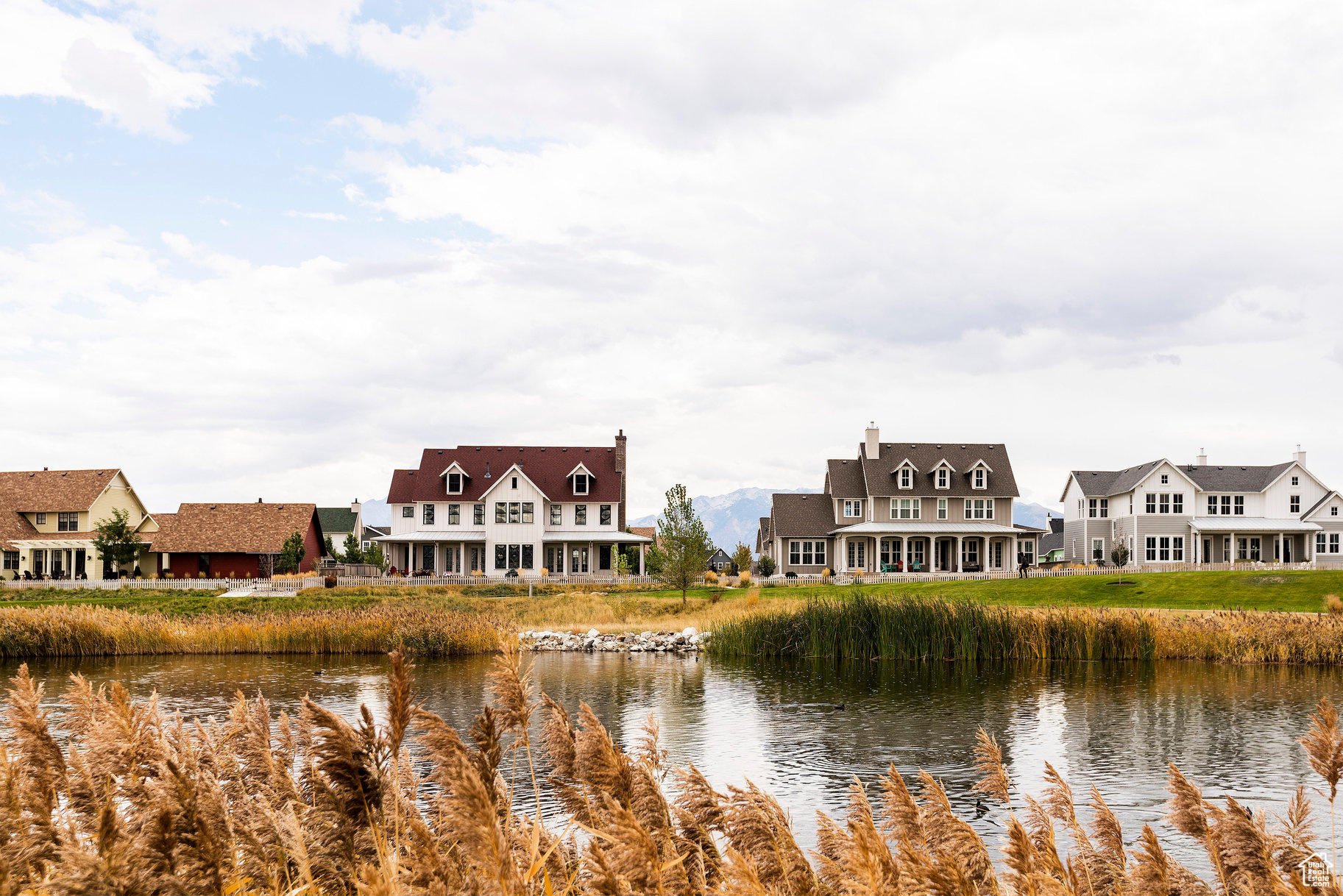 DAYBREAK LAKE ISLAND - Residential