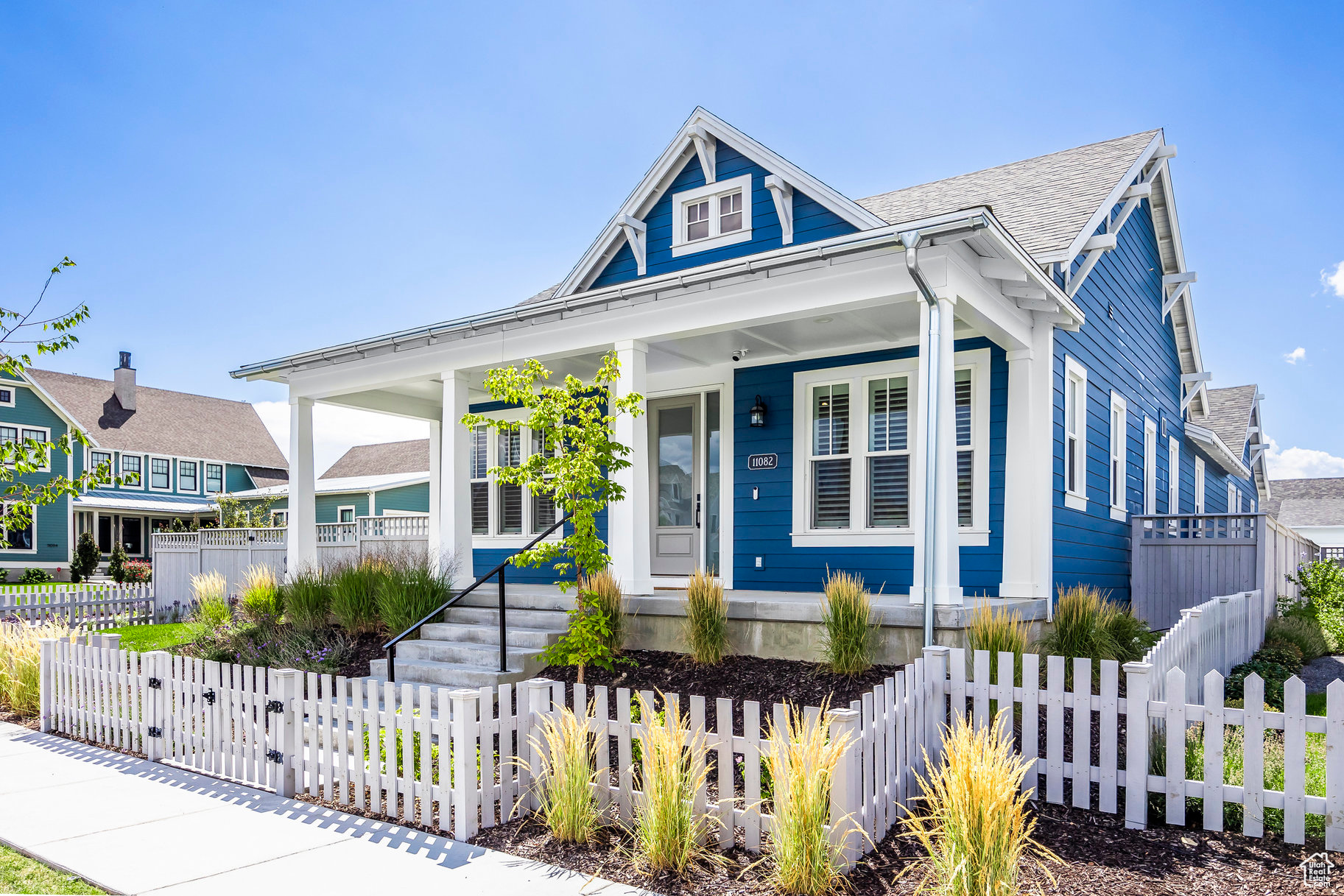 DAYBREAK LAKE ISLAND - Residential