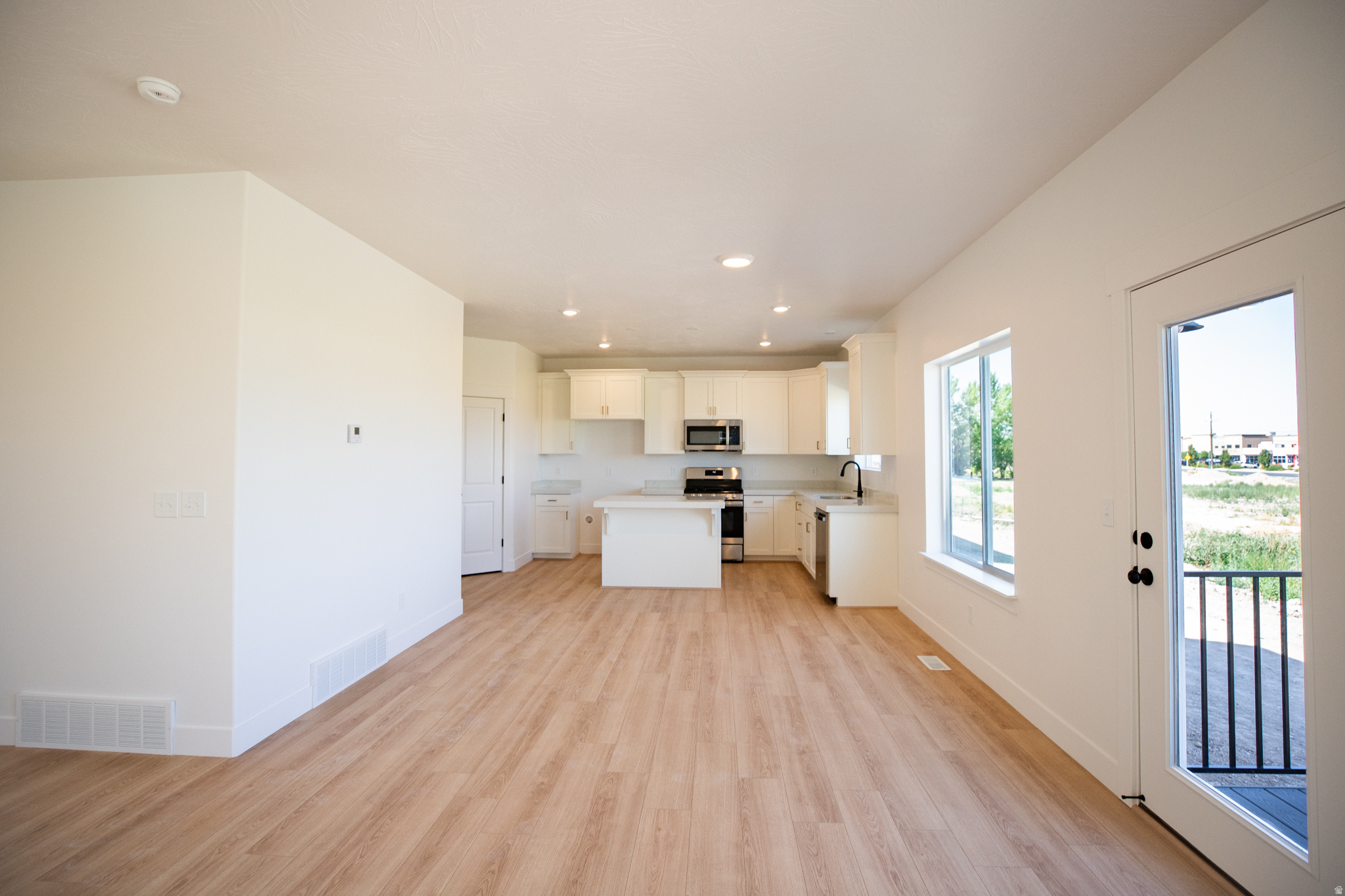 SALEM FIELDS - Residential