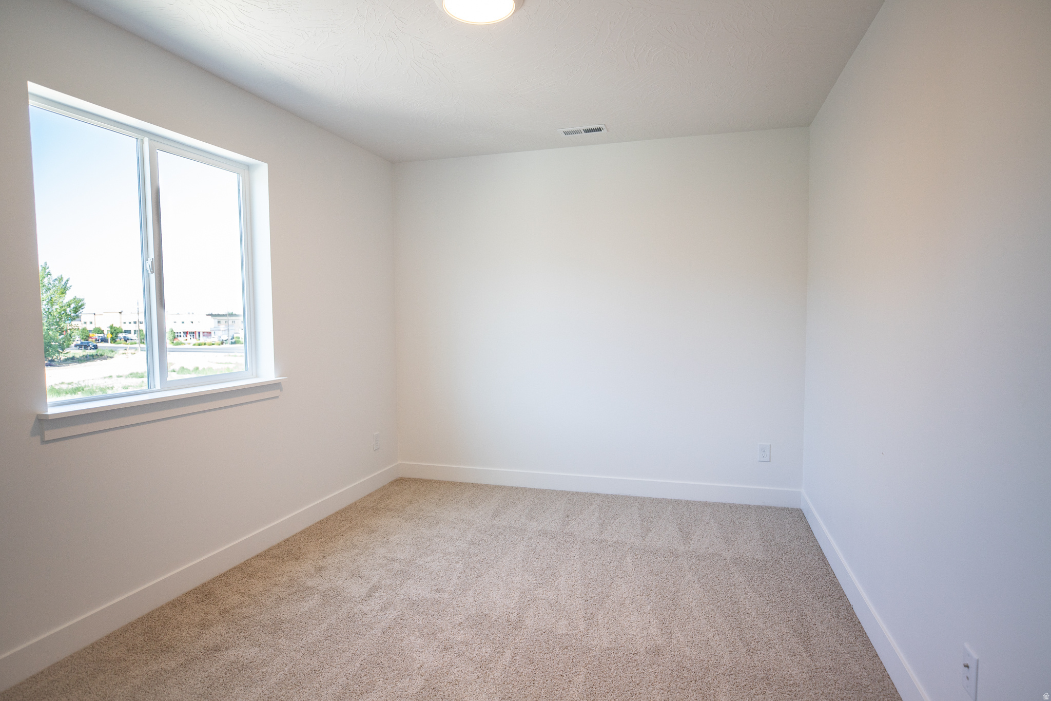 SALEM FIELDS - Residential