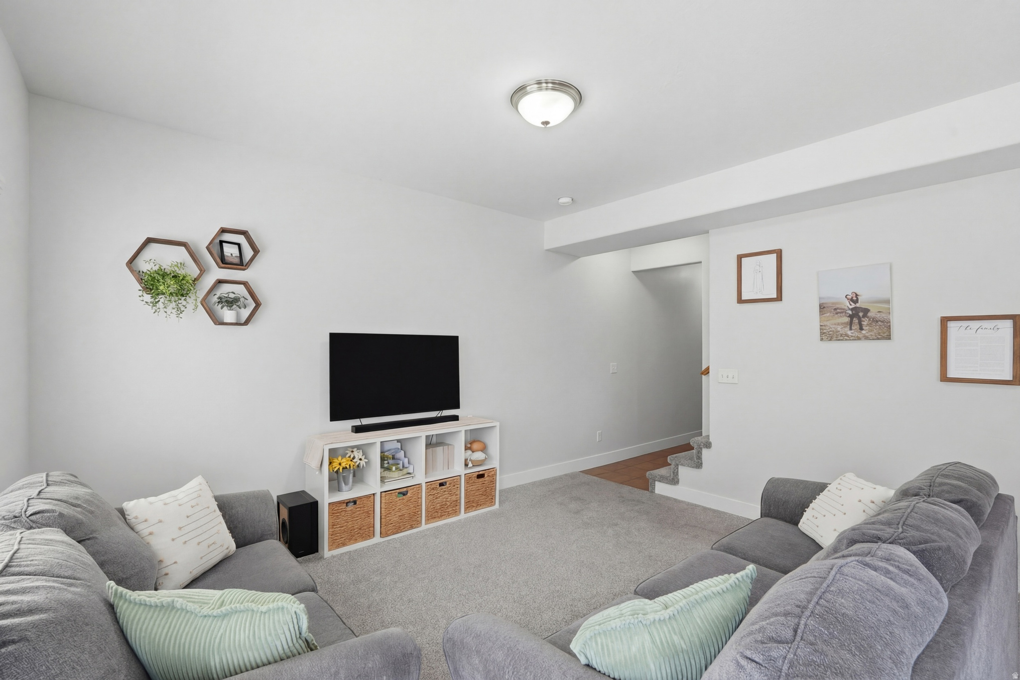 PARKWAY VILLAGE P R - Residential