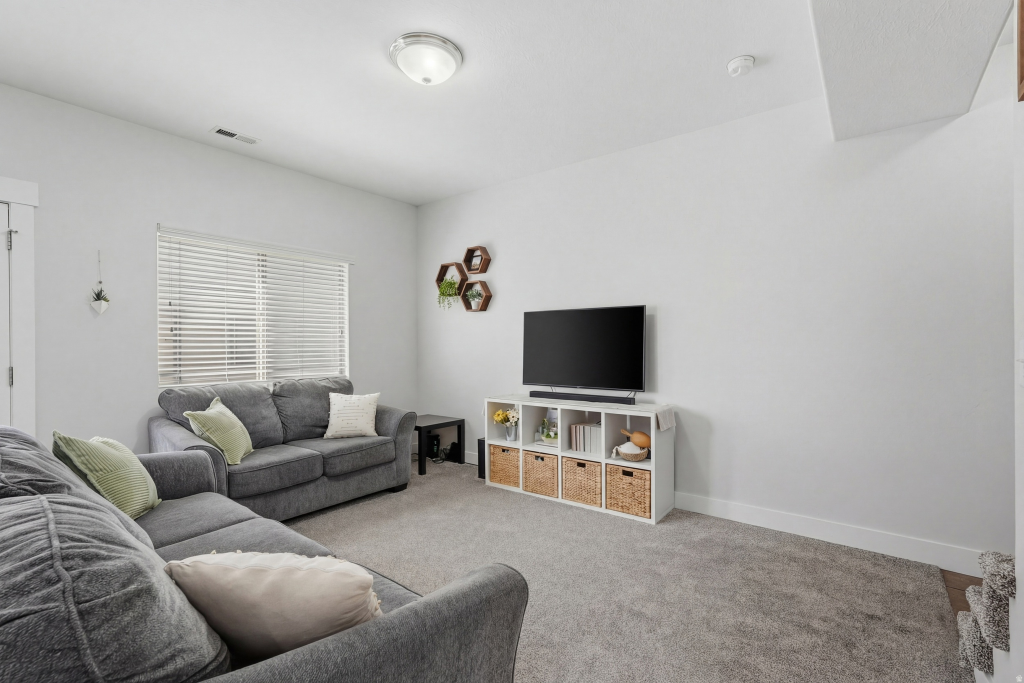 PARKWAY VILLAGE P R - Residential