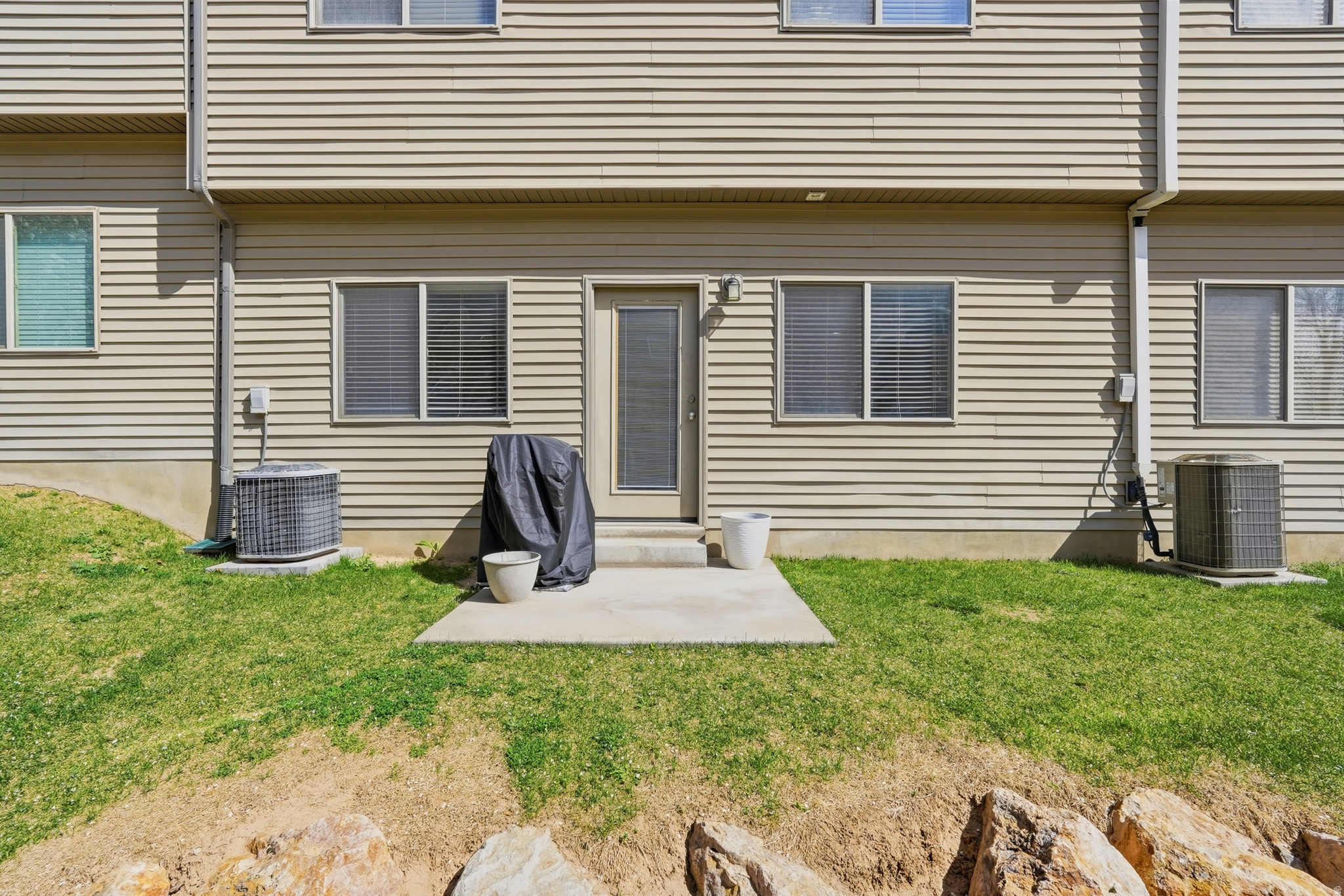 PARKWAY VILLAGE P R - Residential