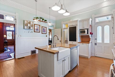Tiny photo for 42 W CENTER ST, Kaysville, UT 84037 (MLS # 2177236)