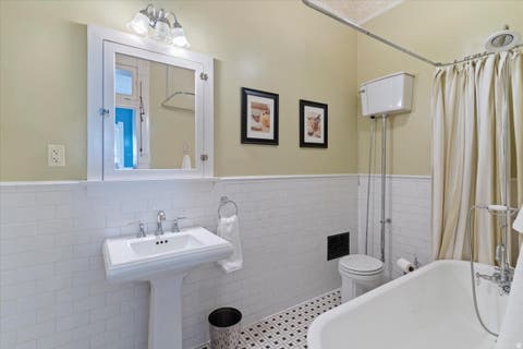 Tiny photo for 42 W CENTER ST, Kaysville, UT 84037 (MLS # 2177236)