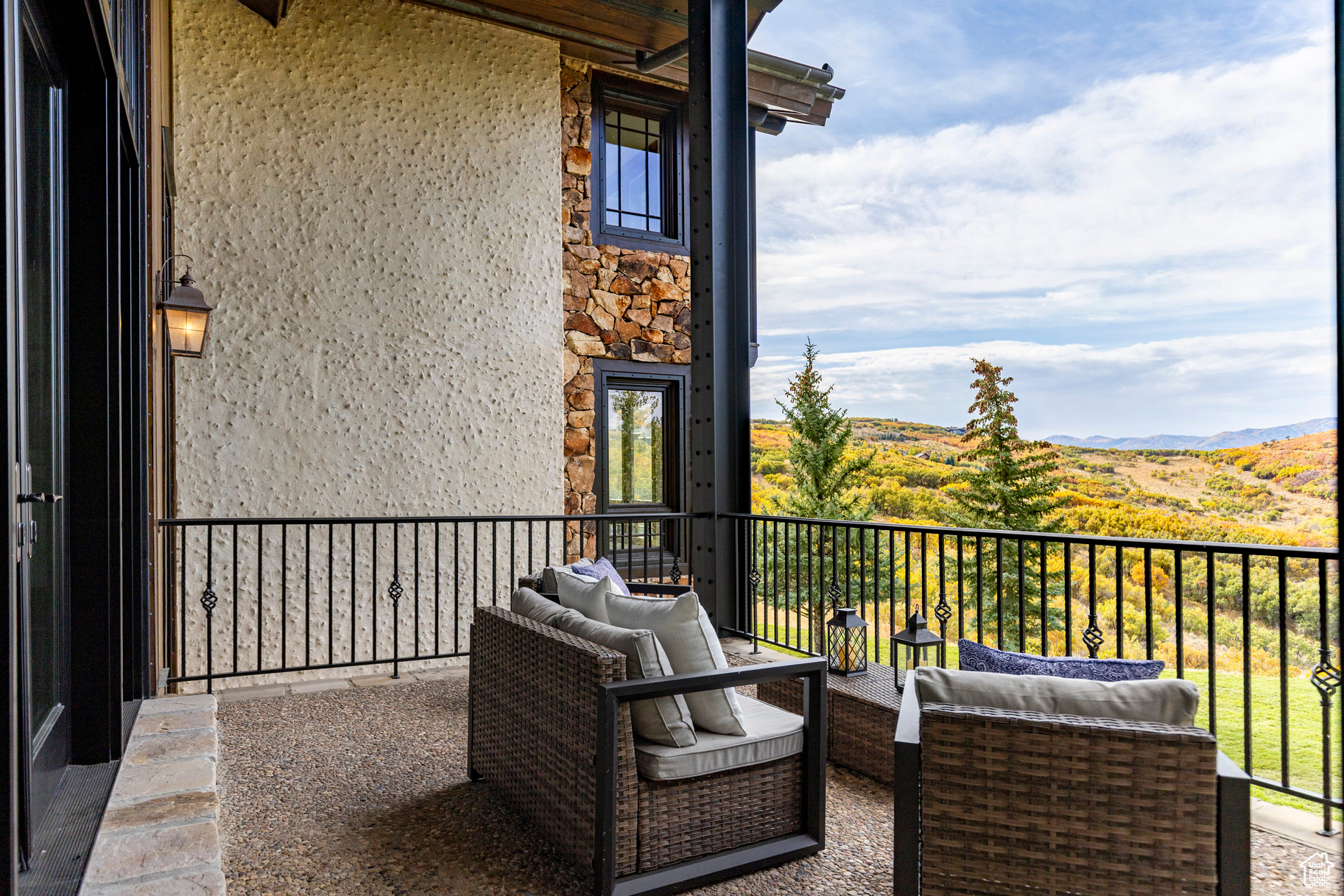 THE RIDGE AT RED HAWK SUBDIVISION - Residential