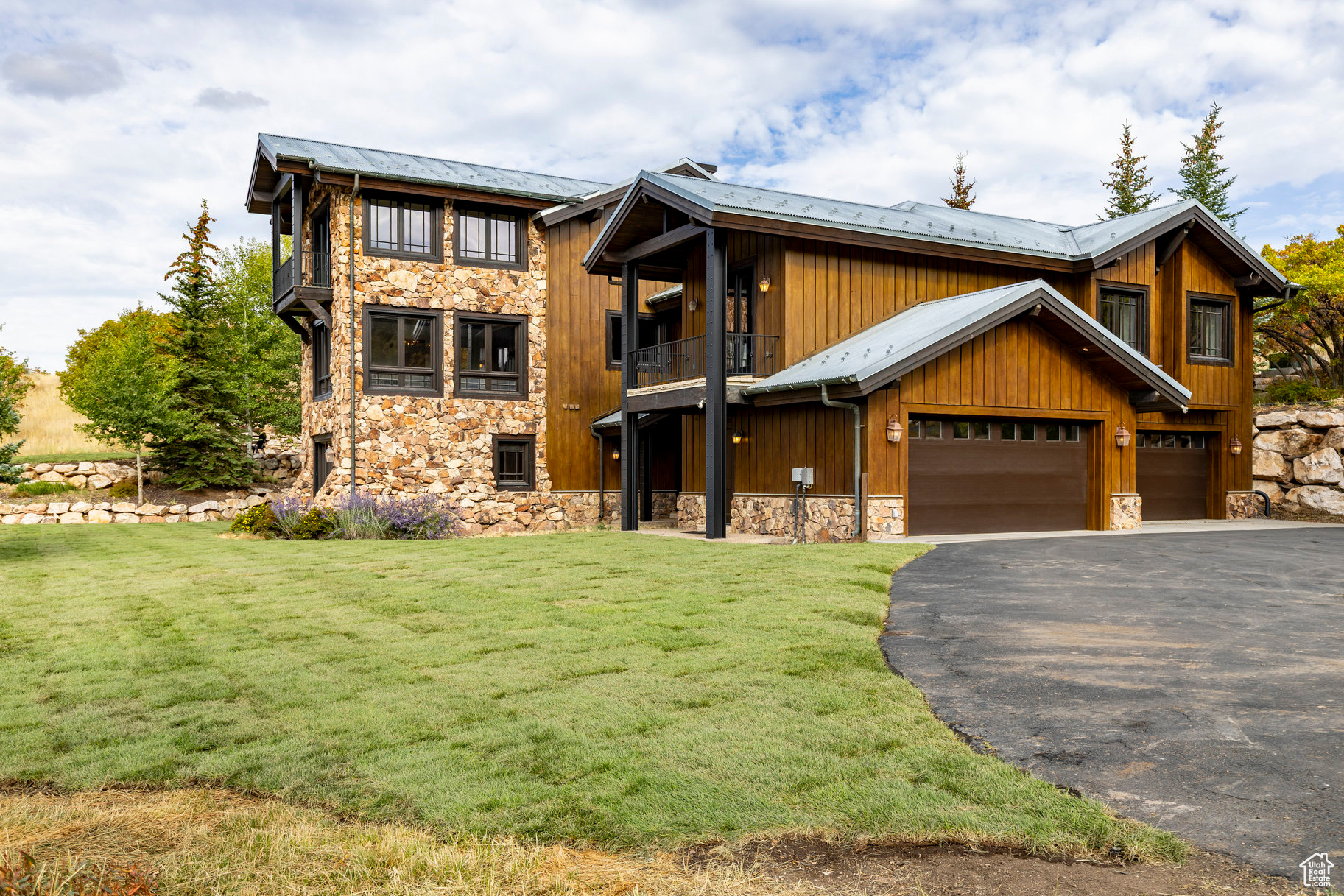 THE RIDGE AT RED HAWK SUBDIVISION - Residential