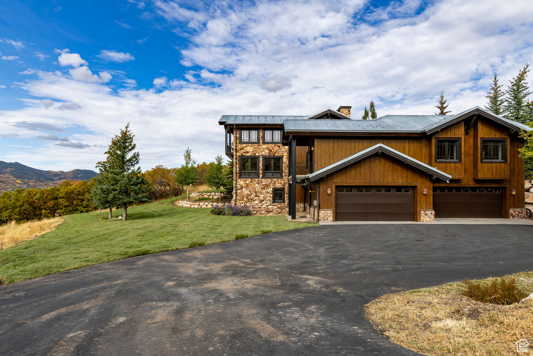THE RIDGE AT RED HAWK SUBDIVISION - Residential