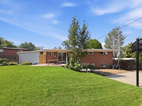 Tiny photo for 515 E 550 S, Bountiful, UT 84010 (MLS # 2172415)