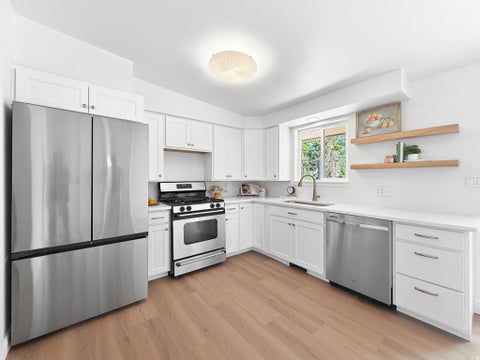 Tiny photo for 515 E 550 S, Bountiful, UT 84010 (MLS # 2172415)