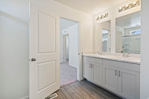 Tiny photo for 367 E KANAB CREEK DR #198, Saratoga Springs, UT 84045 (MLS # 2120964)