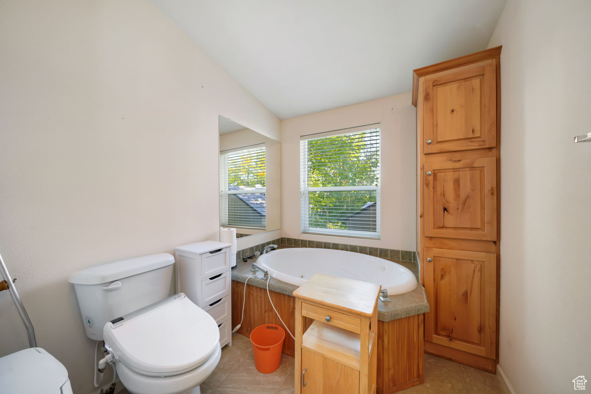 SEVEN CS - Residential