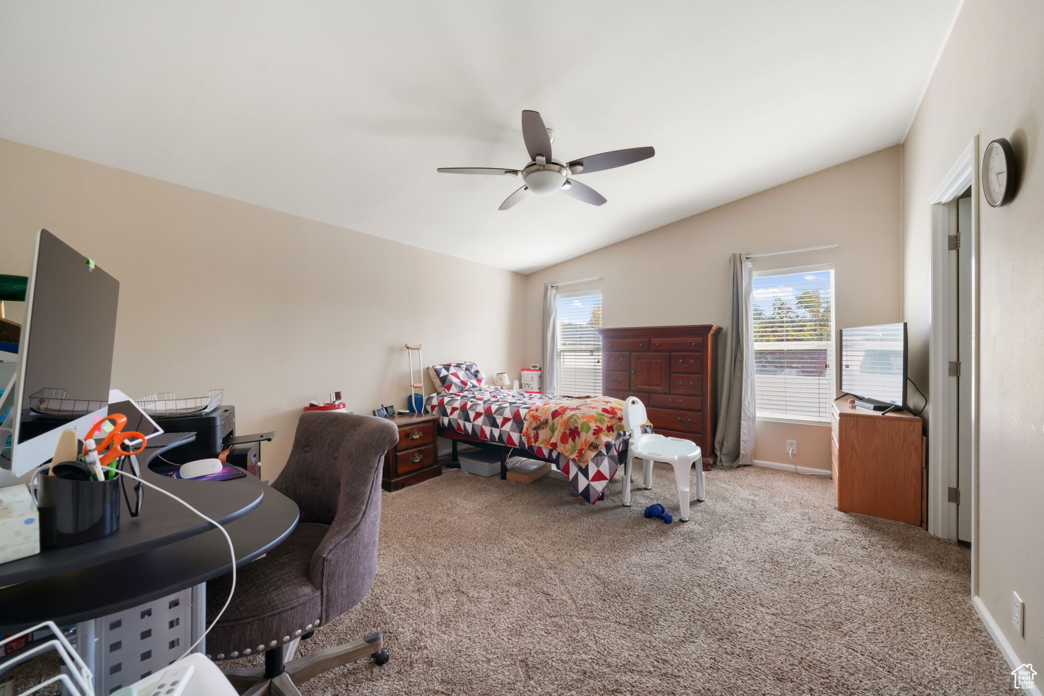 SEVEN CS - Residential