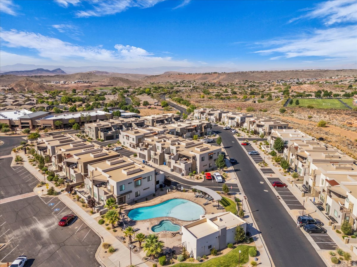 TOWN CENTER AT CORAL CANYON - Residential