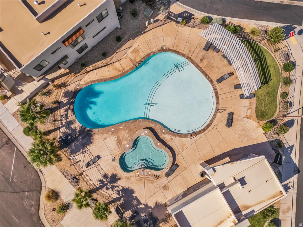 TOWN CENTER AT CORAL CANYON - Residential