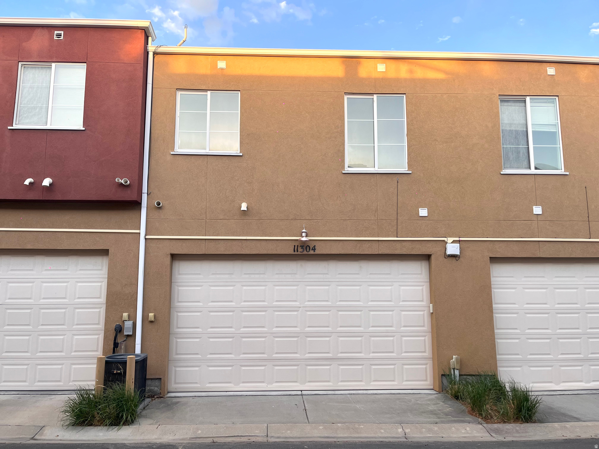 SUMMERLANE AT THE DISTRICT - Residential