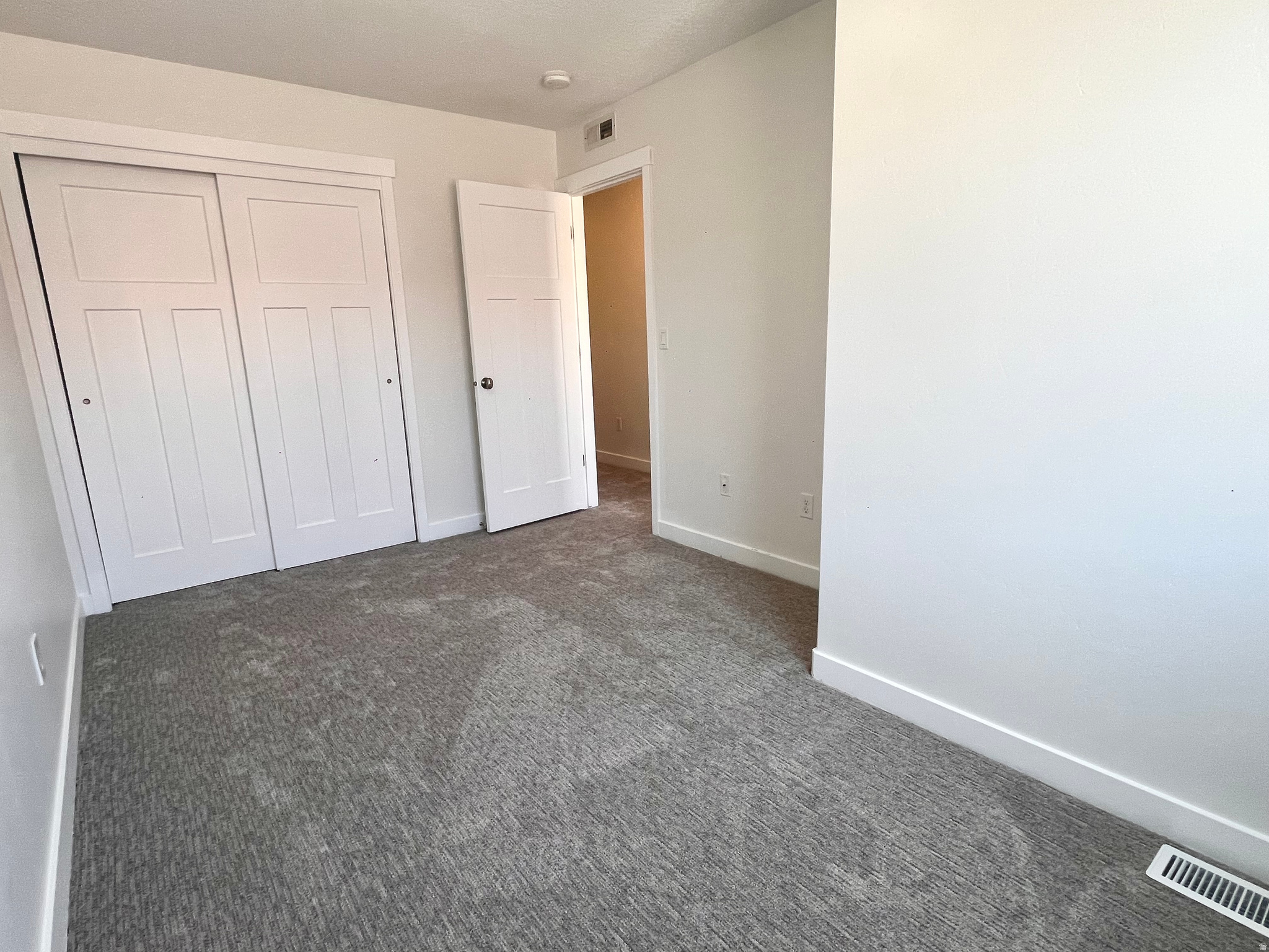 SUMMERLANE AT THE DISTRICT - Residential