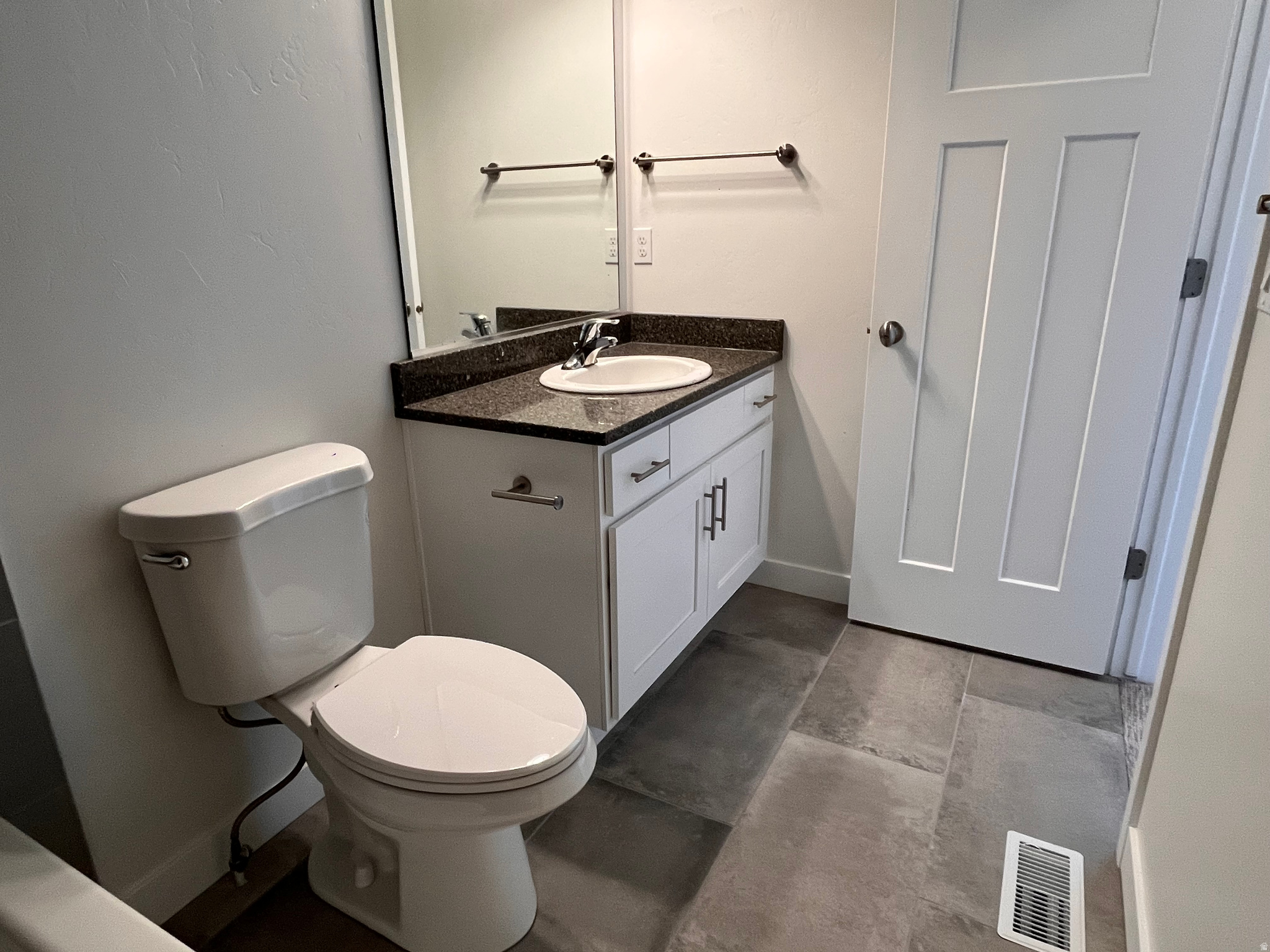 SUMMERLANE AT THE DISTRICT - Residential